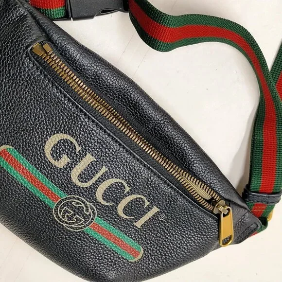 Gucci Waist Pouch Black Leather 450-080725